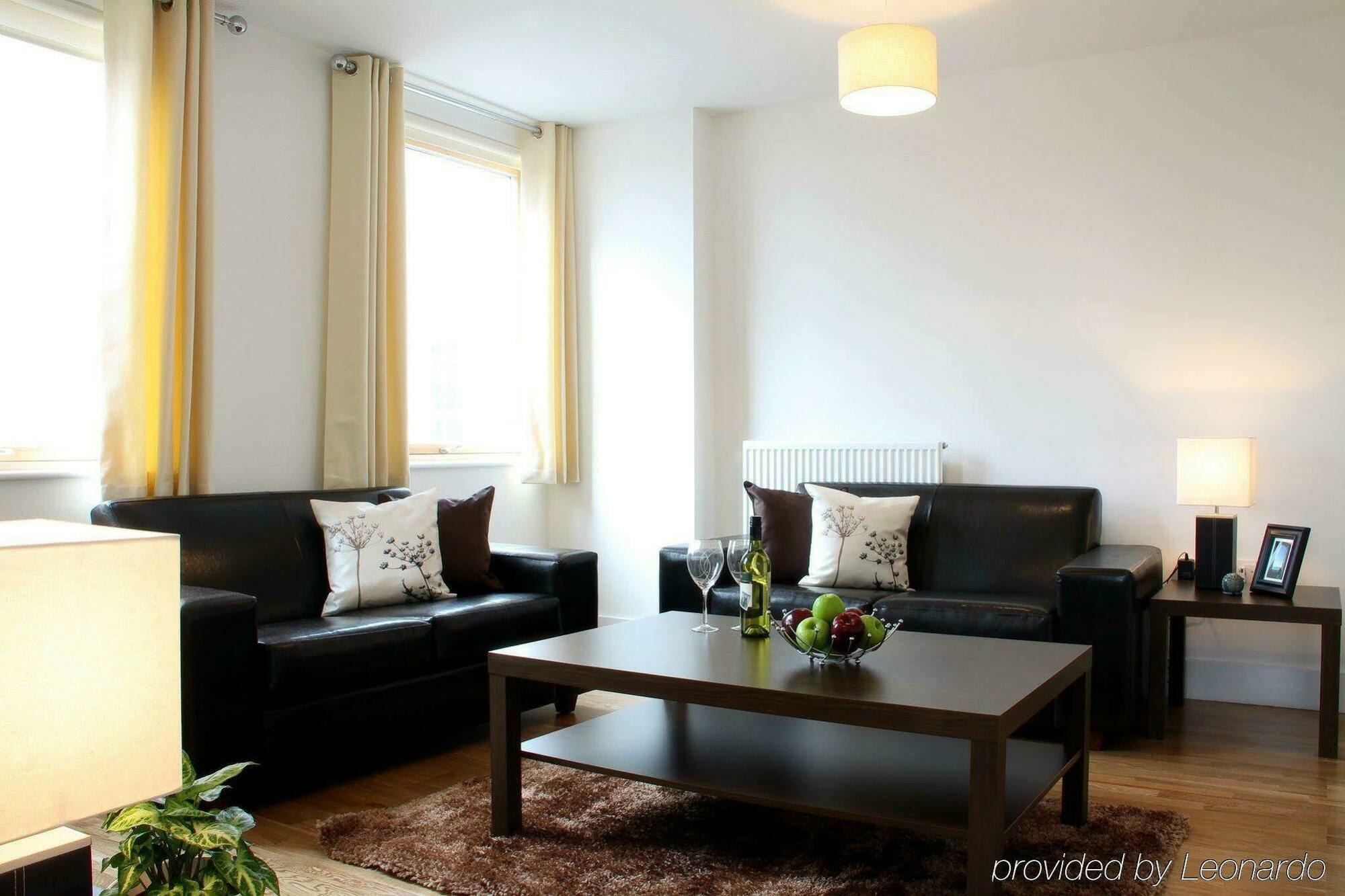 Phoenix Heights By Bridgestreet London Bilik gambar